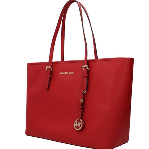 Michael Kors Handbags - 👜Michael Kors Jet Set Topzip Tote👜
